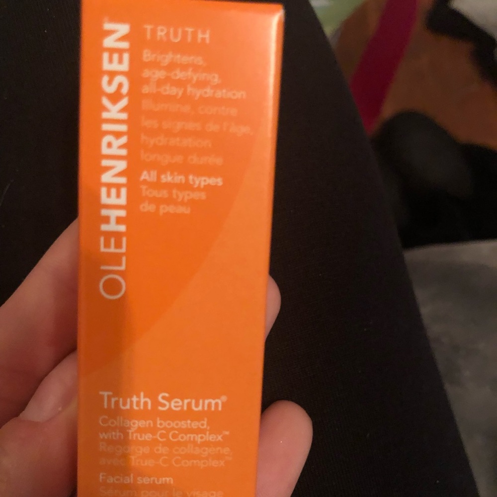 Ole Henriksen truth serum mini
